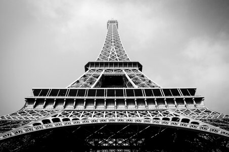 Paris eiffel tower black and white