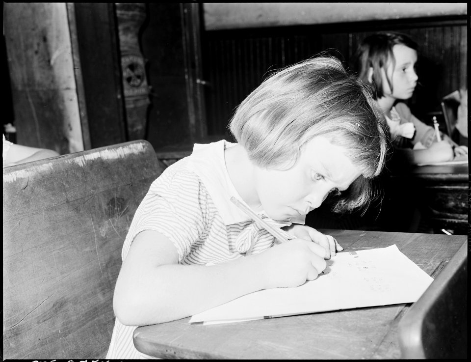 Wanda Lee Sergent who is seven years old and in the second grade. Lejunior, Harlan County, Kentucky. - NARA - 541364