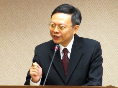 Wang Yu-chi from VOA