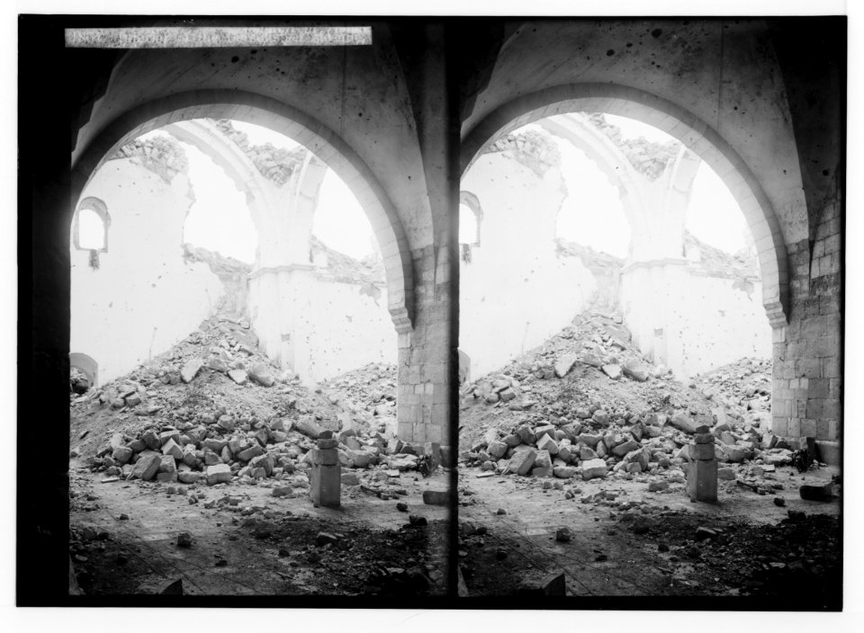 War views of Neby Samuel (Mizpah). Interior of the demolished mosque. LOC matpc.02239