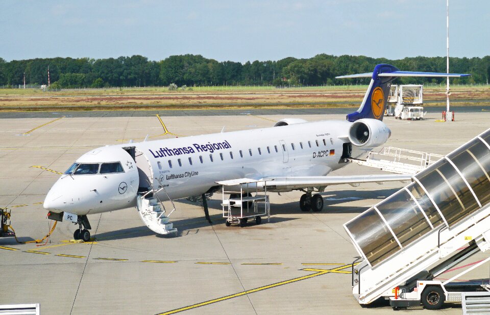 Stairs tarmac aircraft