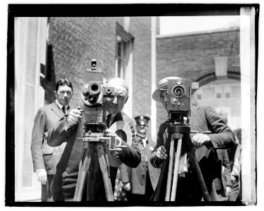 Warren G. Harding, movie operator LCCN2016828310