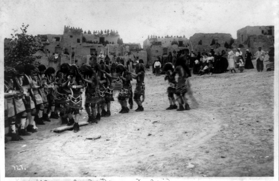 Snake dance at Oraibe, (New Mexico) LCCN2002716420