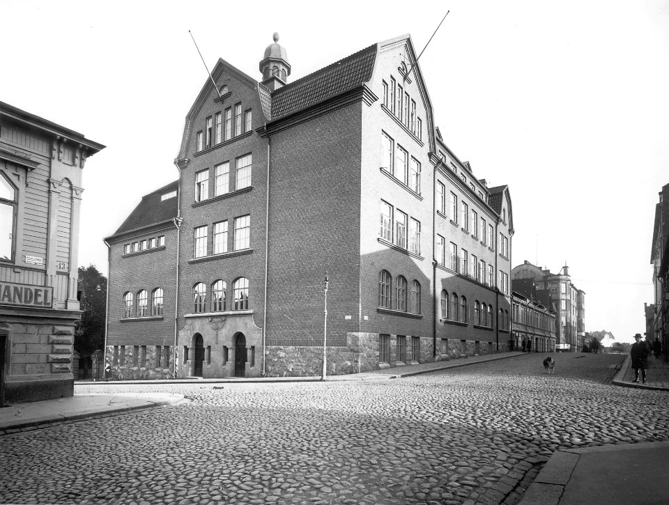 Snellmanin kansakoulu - N26326 (hkm.HKMS000005-00000wdg)