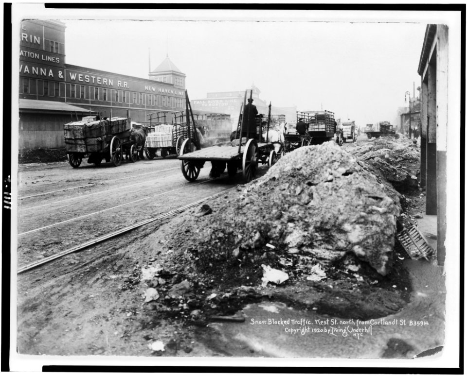 Snow blocked traffic. West St. north from Cortlandt St., New York City LCCN94506019