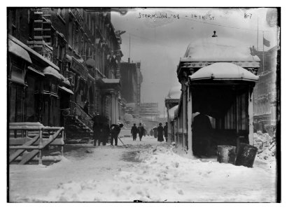 Snow storm, 14th St., New York LCCN2014680049