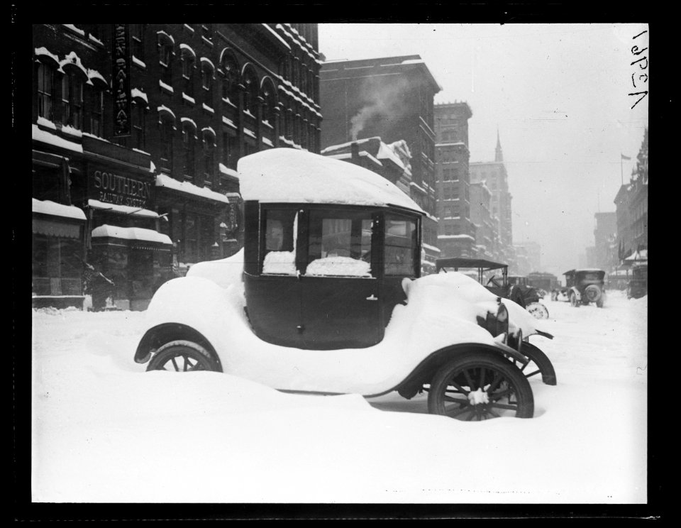 Snow, Washington, D.C. LCCN2016891160
