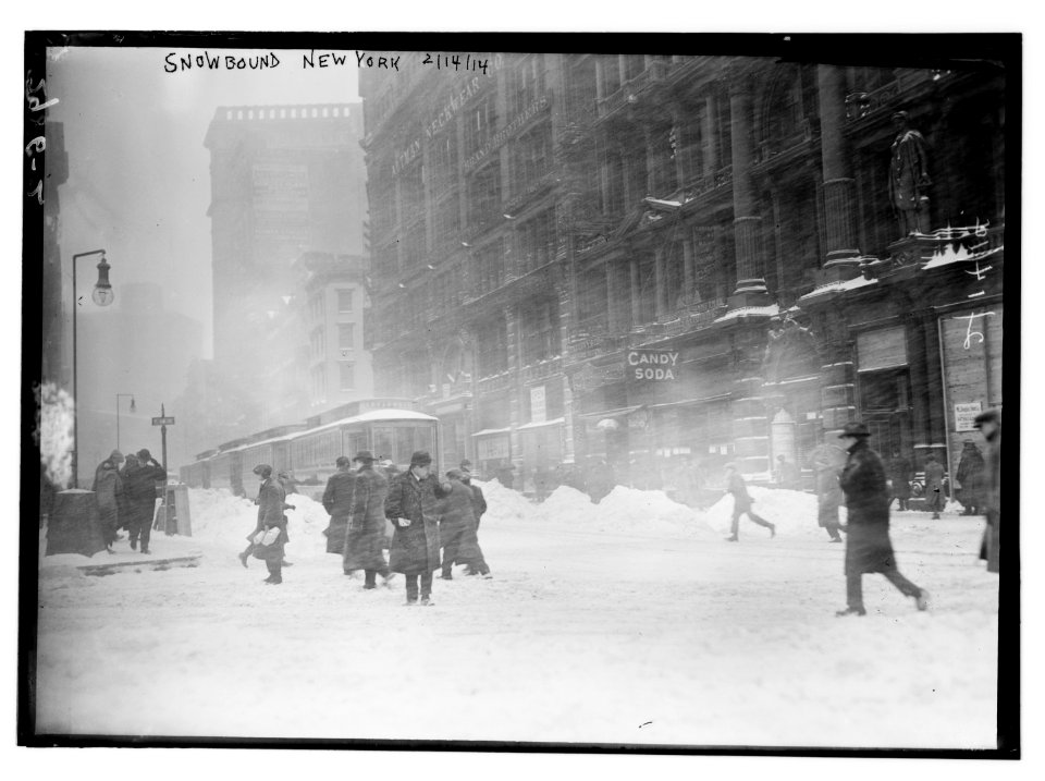 Snowbound - N.Y., 2-14-14 LCCN2014695402