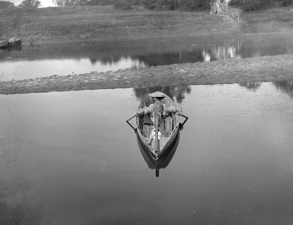 Snowden Slights, front view of punt YORYM-S4