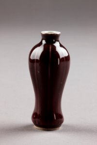 Snusflaska från Kina i porslin, 1700-tal - Hallwylska museet - 95804