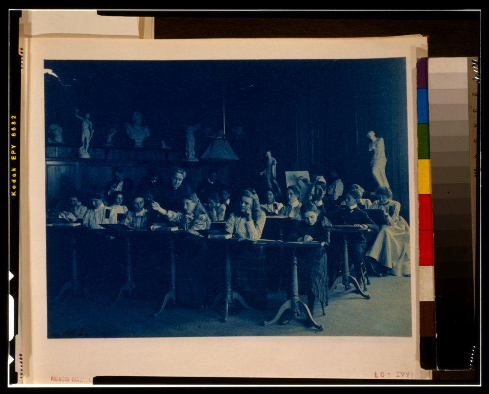 Students in a drawing class, Western High School, Washington, D.C. LCCN2002695162