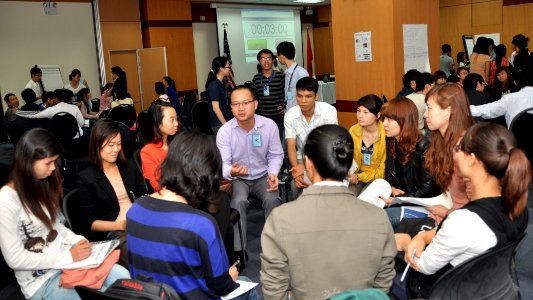 Students join the ‘USAID and Higher Education in Vietnam’ talk (8202371994) photo