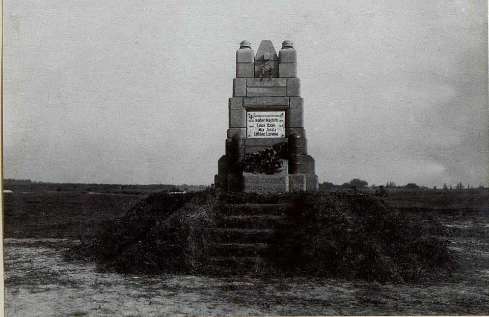 Sturmkurs.Denkmal. (BildID 15656184)