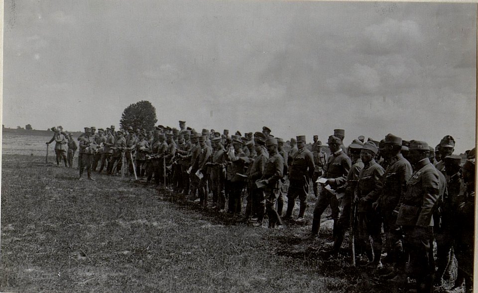 Sturmkurs.Gruppe von Zuschauern.15.6.17. (BildID 15656162)