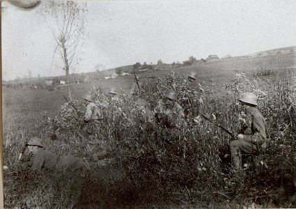 Sturmpatrouille auf Vorposten (BildID 15654333)