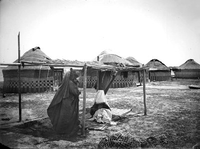 Киргизские кибитки в Ногайских степях, низовье Волги.