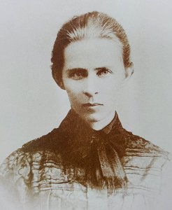 Леся Українка. Фото 1901 р photo