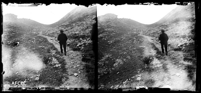 Un home al coll de Pal camí de Queralbs