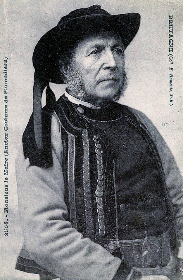 Un ancien maire de Plomodiern