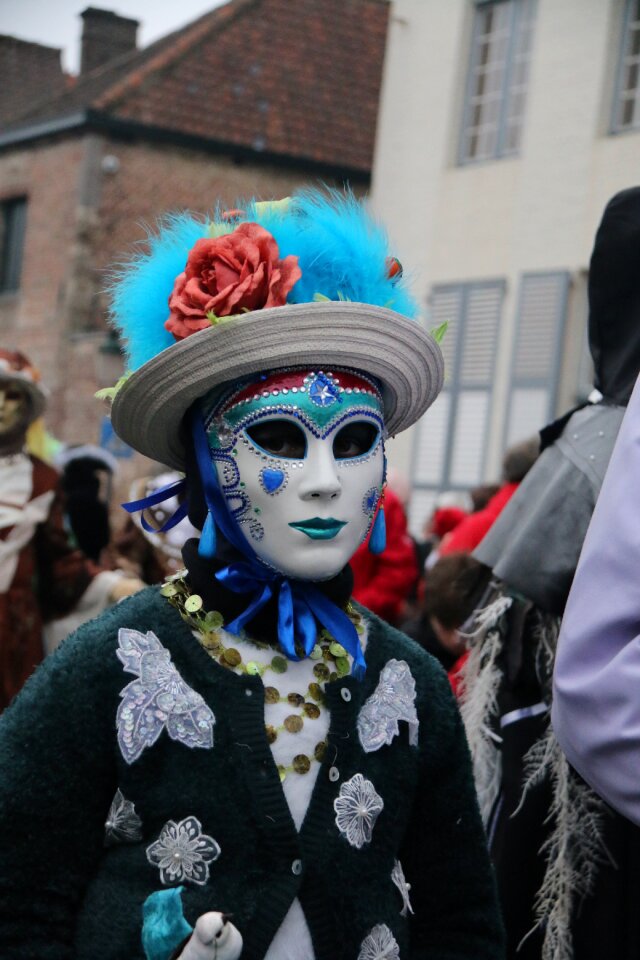 People parade festival