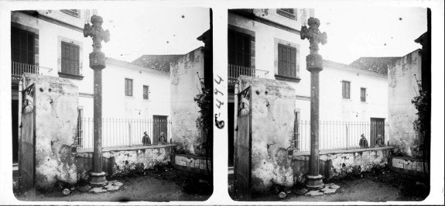 Una creu de terme de Pineda