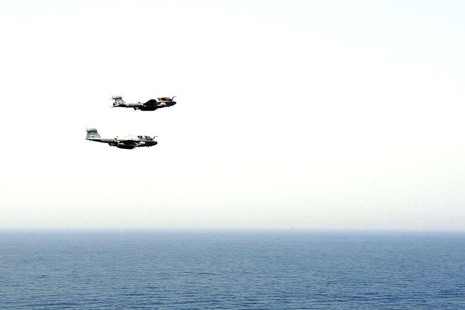 USS George H.W. Bush (CVN 77) 140609-N-CZ979-004 (14202978769)