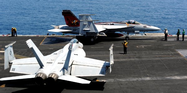 USS George H.W. Bush (CVN 77) 140607-N-CZ979-052 (14379210282)