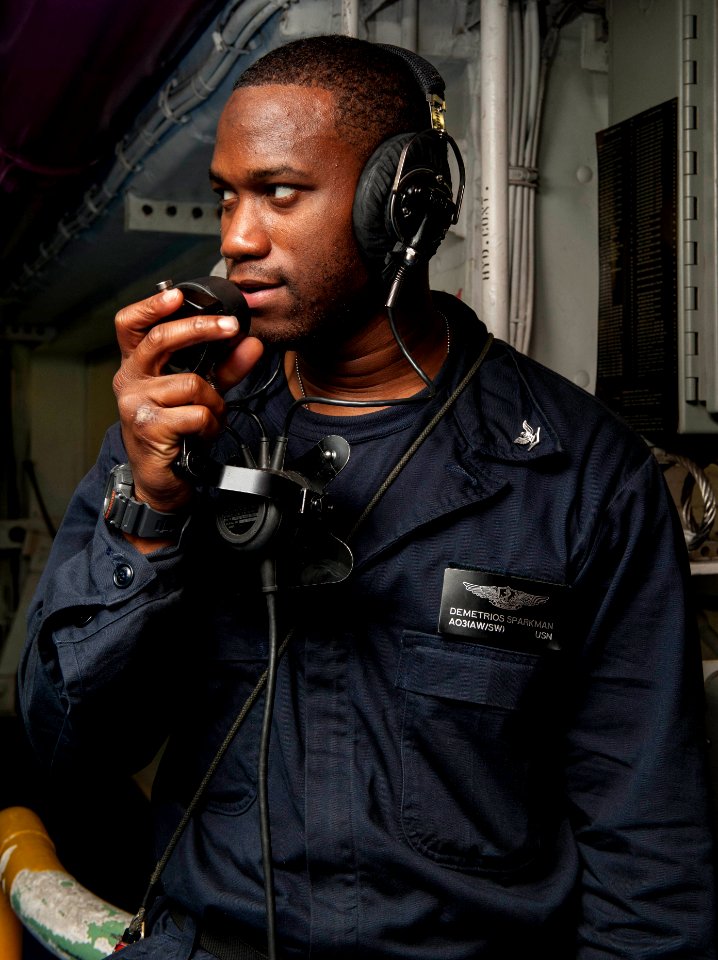 USS George H.W. Bush (CVN 77) 140419-N-CS564-059 (13946974531)