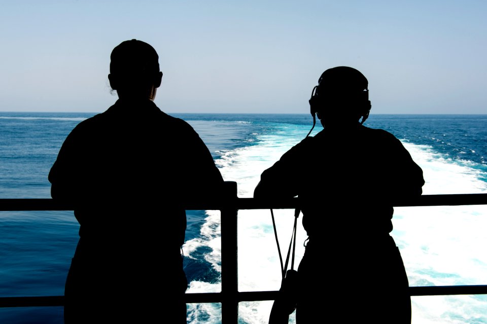 USS GEORGE H.W. BUSH (CVN 77) 140430-N-CS564-037 (14088185264)