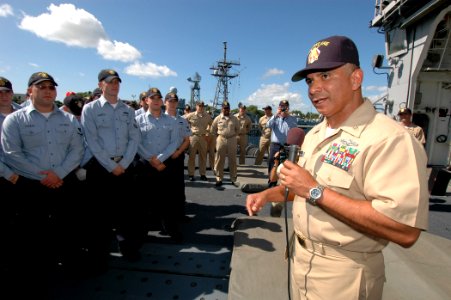 US Navy 061030-N-4965F-002 Master Chief Petty Officer of the Navy (MCPON) Joe R. Campa Jr. speaks with Sailors assigned to the Ticonderoga-class guided missile cruiser USS Lake Erie (CG 70) during a visit to Naval Station Pearl photo