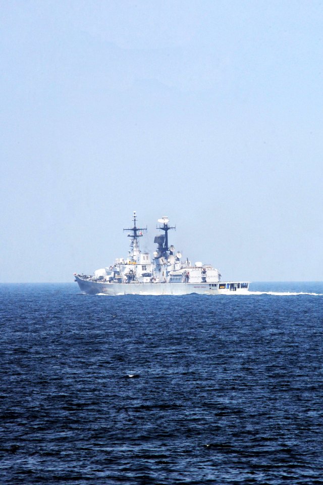 USS GEORGE H.W. BUSH (CVN 77) 140331-N-CZ979-226 (13665577574)