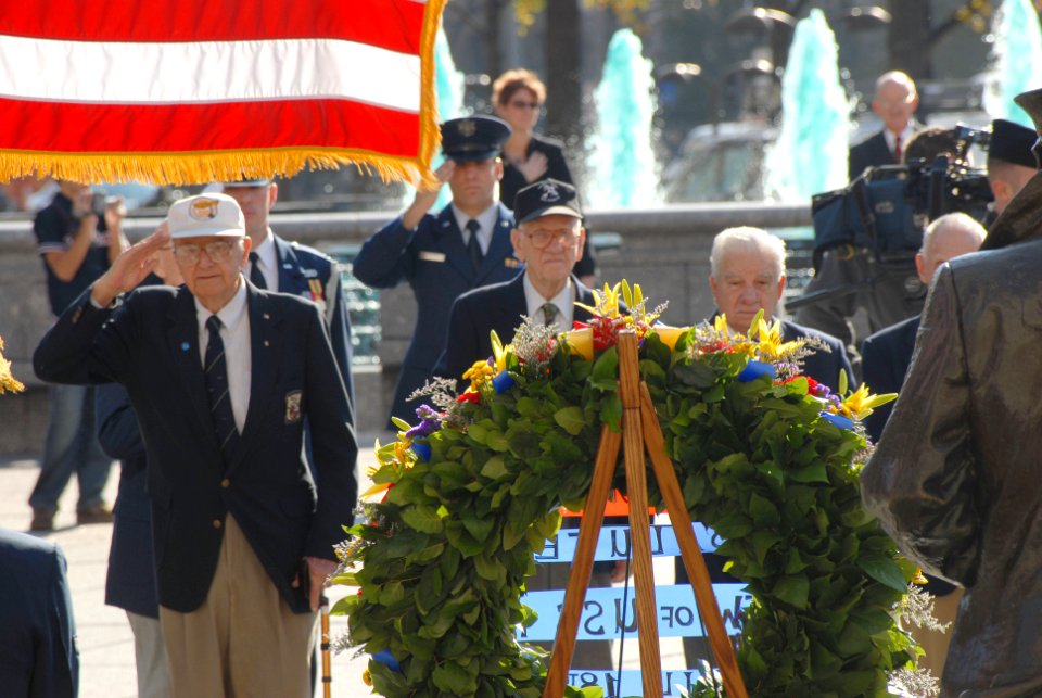 US Navy 061109-F-0000X-002 Surviving members of the Doolittle Raiders paid tribute to the U.S. Navy and USS Hornet (CVA 8) during a wreath laying ceremony at the Navy Memorial