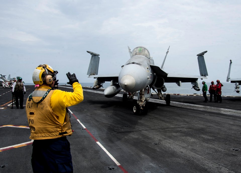 USS GEORGE H.W. BUSH (CVN 77) 140326-N-SI489-008 (13442559954)