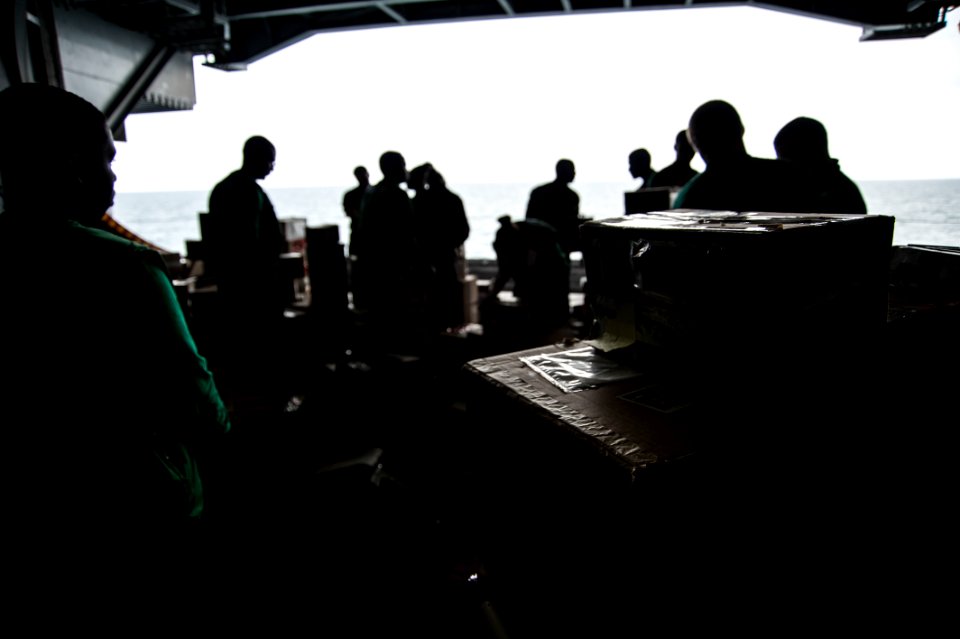 USS GEORGE H.W. BUSH (CVN 77) 140223-N-SI489-006 (13442552774)