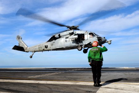 USS GEORGE H.W. BUSH (CVN 77) 140329-N-CZ979-009 (13665196713)