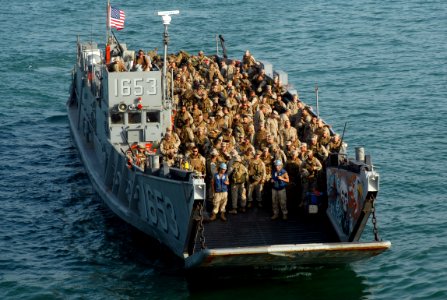 US Navy 071013-N-5307M-031 Landing Craft Unit 1653, attached to Marine Expeditionary Unit 22, prepares to embark aboard dock landing ship USS Gunston Hall (LSD 44)