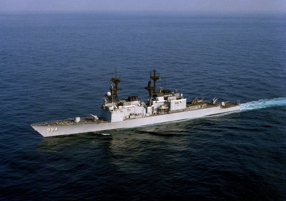 USS Callaghan (DDG-994) underway in 1987