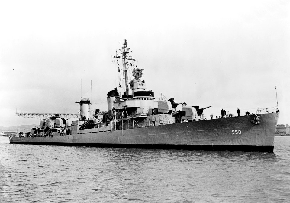 USS Capps (DD-550) off the San Francisco Naval Shipyard on 11 April 1957