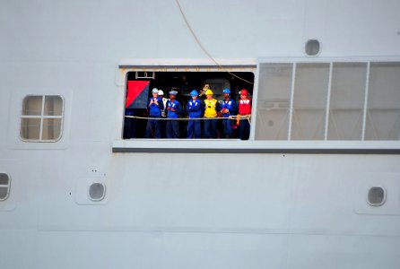 US Navy 090702-N-4774B-035 Sailors aboard the amphibious transport dock ship USS New Orleans (LPD 18) prepare for an underway replenishment photo