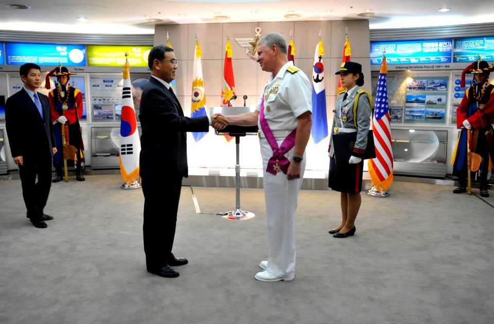 US Navy 090706-N-8273J-136 Chief of Naval Operations (CNO) Adm. Gary Roughead receives the National Security Merit Tongil Medal for his outstanding and meritorious service rendered to the Republic of Korea