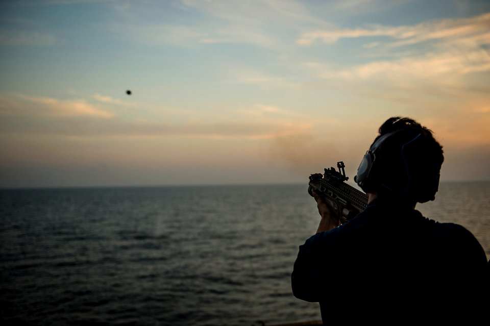 USS BOXER (LHD 4) 131109-N-TQ272-451 (10834204383)