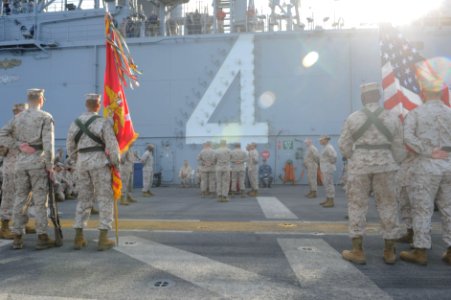 USS BOXER (LHD 4) 131110-N-OQ305-169 (10833303625)