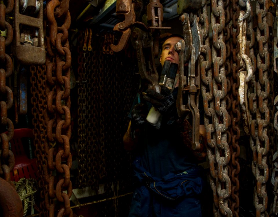 USS BOXER (LHD 4) 131106-N-VO234-035 (10814774953)