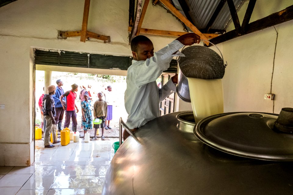 USAID Measuring Impact Conservation Enterprise Retrospective (Uganda; International Gorilla Conservation Program) (39396196365)