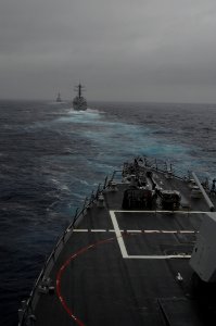 US Navy 100928-N-2855B-036 USS Nitze (DDG 95) cruises ahead in the distance as USS Stout (DDG 55) leads USS Bainbridge (DDG 96) during tactical man