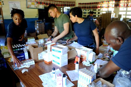 US Navy 100928-N-9964S-134 Sailors and Marines work hand-in-hand at the pharmacy at a medical site in Panama