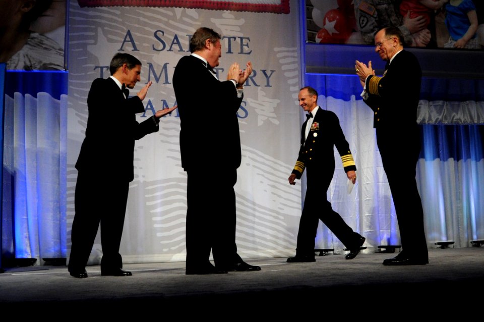 US Navy 101007-N-9818V-247 Vice Chief of Naval Operations (VCNO) Adm. Jonathan Greenert comes onto the stage to introduce Explosive Ordnance Dispos