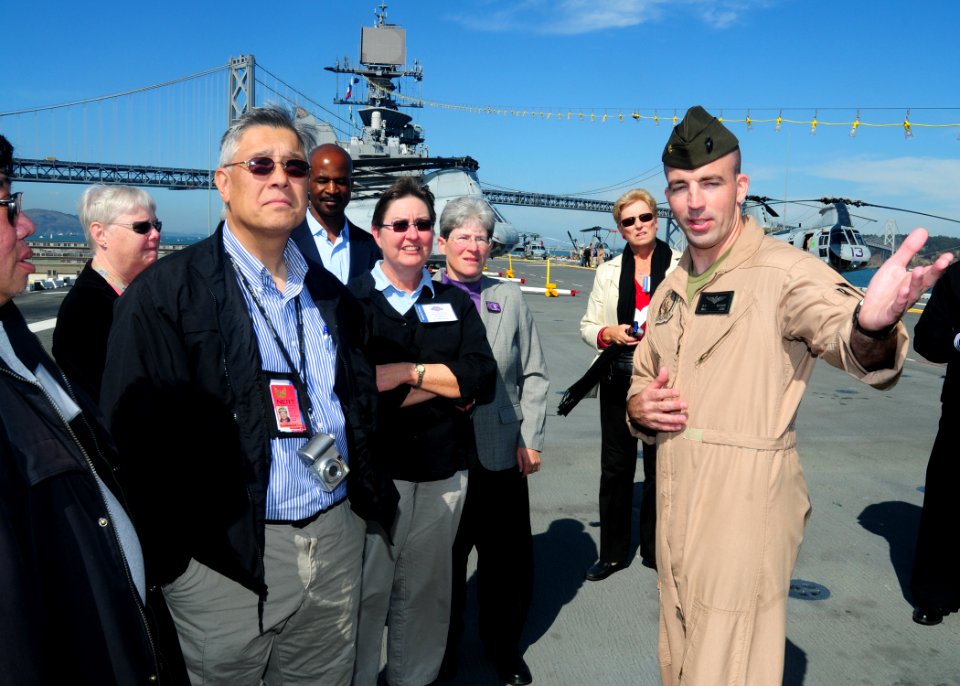 US Navy 101008-N-3570S-179 Maj. Dan Mcguire, assigned to Marine Light Attack Helicopter Squadron (HMLA) 367, gives a tour of the Navy's newest amph