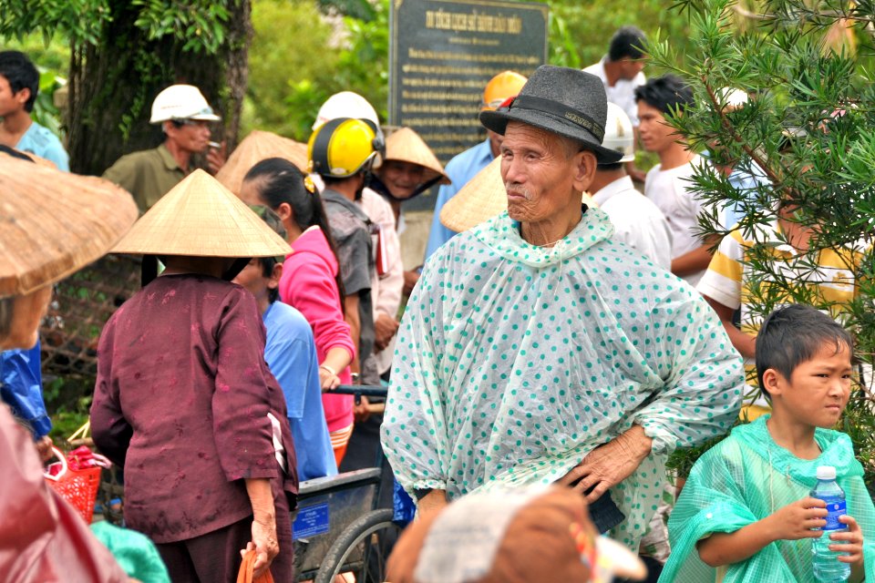 USAID and Save the Children support community evacuation drill and emergency preparedness in central Vietnam (8243597549)