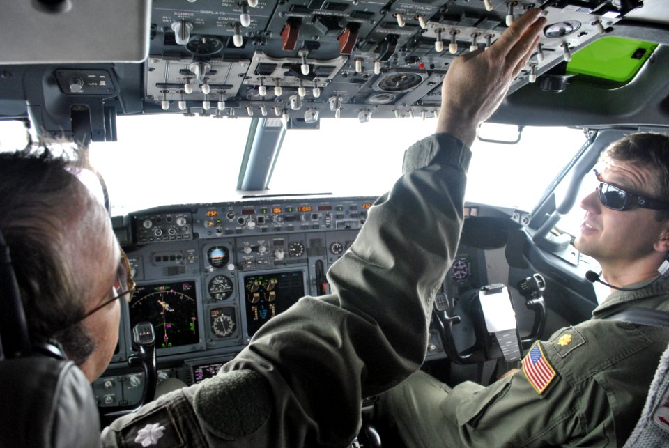 US Navy 111129-N-GO535-846 Pilots prepare to fly